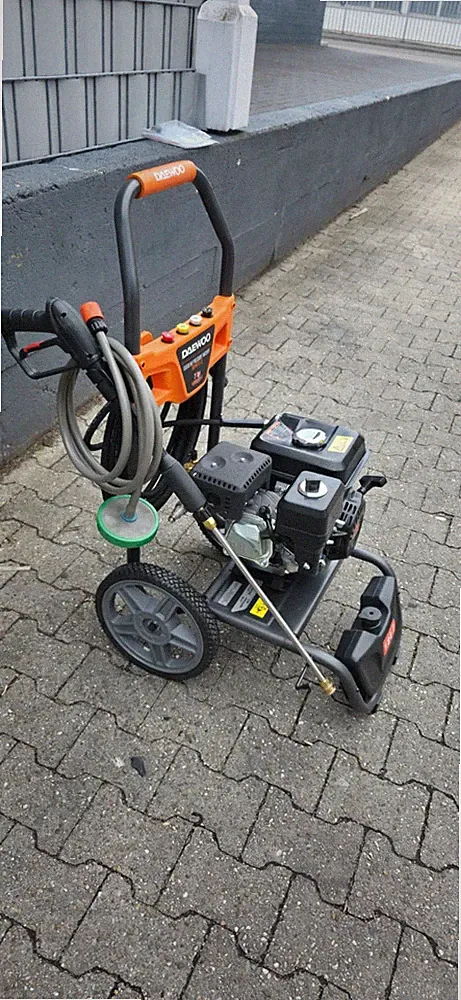 Benzin Hochdruckreiniger 7 PS 207 DAEWOO Bar 12m Schlauch gebraucht