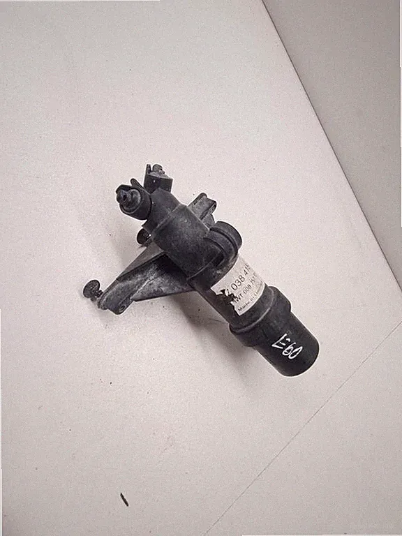 BMW 5 E60 E61 2009 Düse Scheinwerferreinigungsanlage 7038415